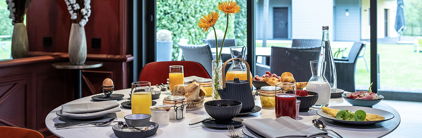 petit-déjeuner, hôtel Baud Bonne 74